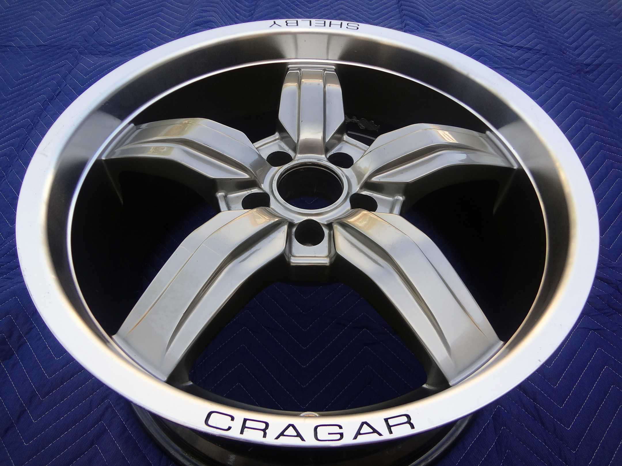 Set of 4 2011 Mustang GT350 Shelby Cragar 19